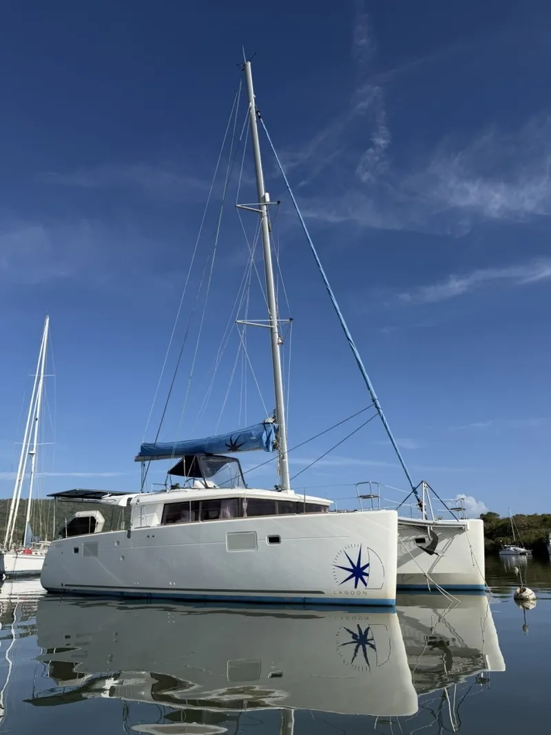 The Image of Lagoon 450F 2018 - 7405473