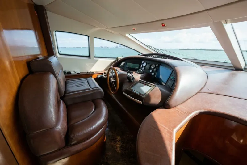 Slide: The Image of Azimut 80 Carat 2004 - 7405443