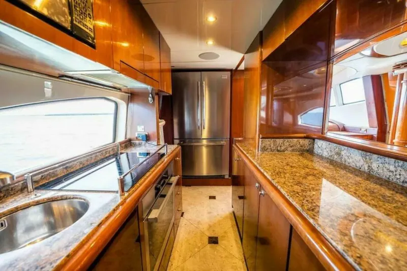 Slide: The Image of Azimut 80 Carat 2004 - 7405442