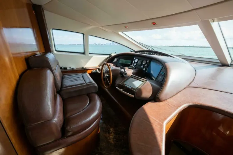Slide: The Image of Azimut 80 Carat 2004 - 7405444