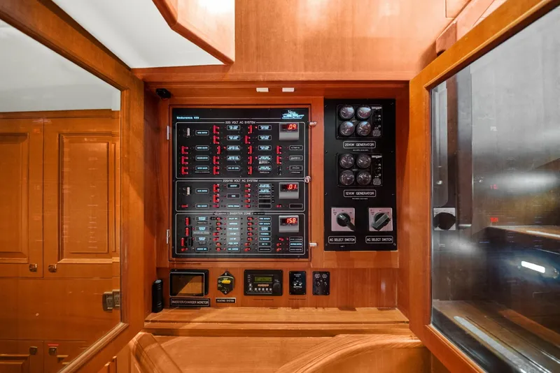 Slide: The Image of Hampton Endurance 658 2015 - 7406237
