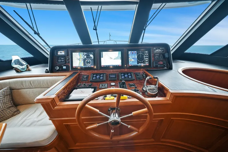 Slide: The Image of Hampton Endurance 658 2015 - 7406228