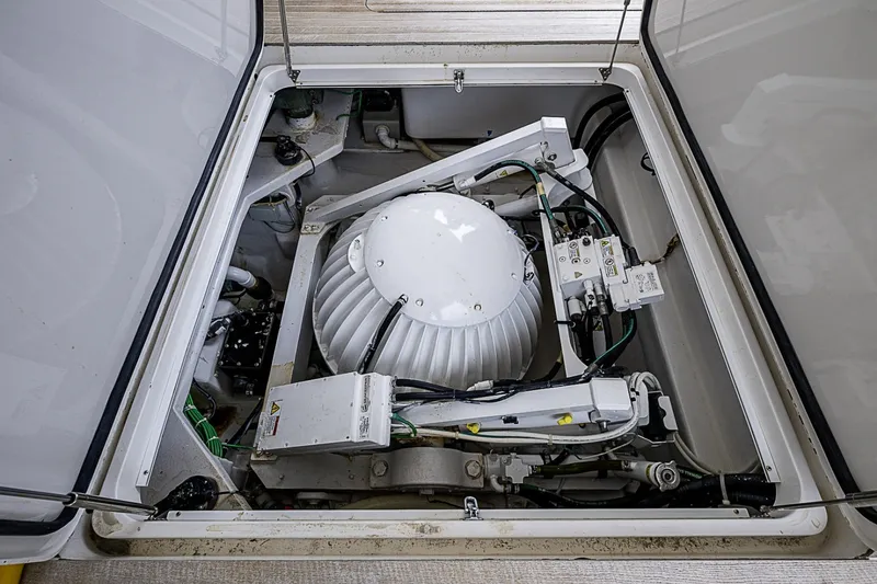 Slide: The Image of Viking 76 Enclosed Bridge 2011 - 7406483