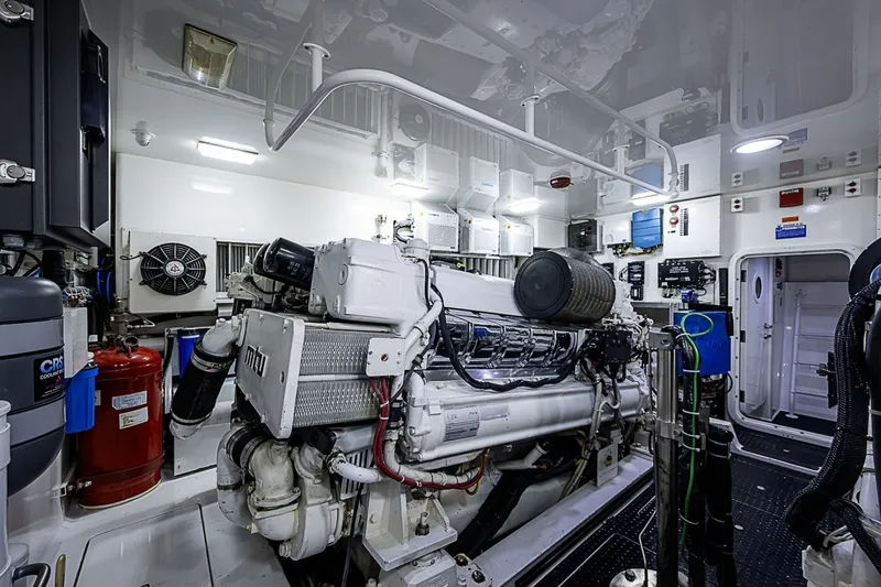 Slide: The Image of Viking 76 Enclosed Bridge 2011 - 7406565