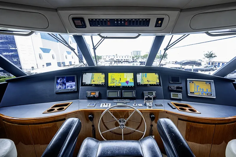 Slide: The Image of Viking 76 Enclosed Bridge 2011 - 7656909