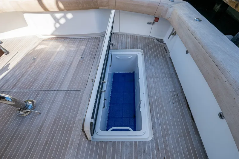 Slide: The Image of Viking 76 Enclosed Bridge 2011 - 7823506