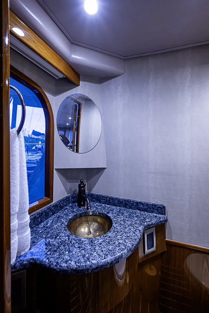 Slide: The Image of Viking 76 Enclosed Bridge 2011 - 7406299