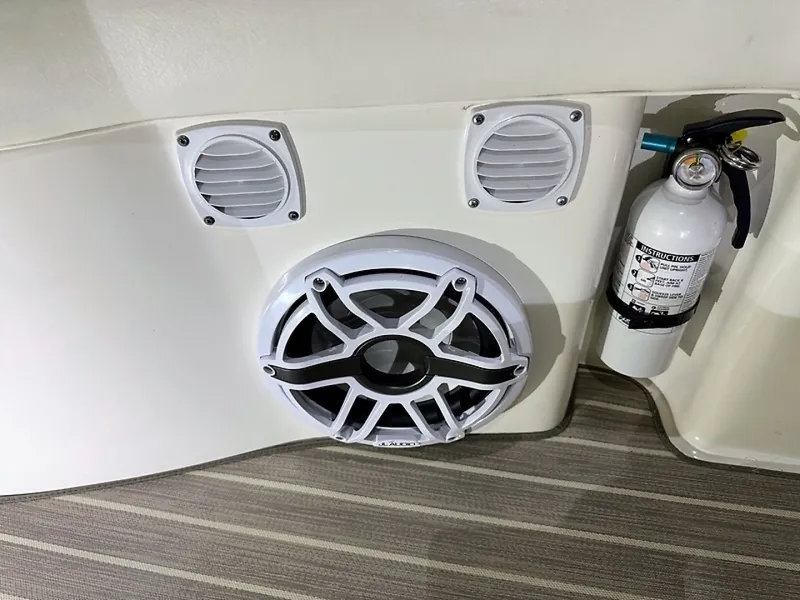 Slide: The Image of Sea Ray 320 Sundancer 2007 - 7406601