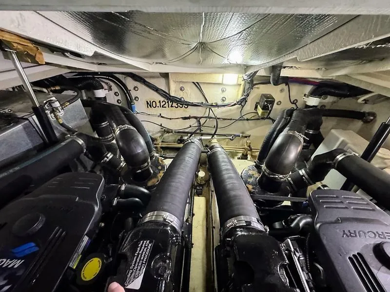 Slide: The Image of Sea Ray 320 Sundancer 2007 - 7406616
