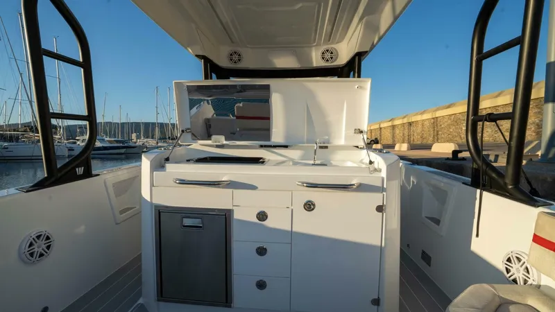 Slide: The Image of Wellcraft 28 T-Top 2027 - 7406680