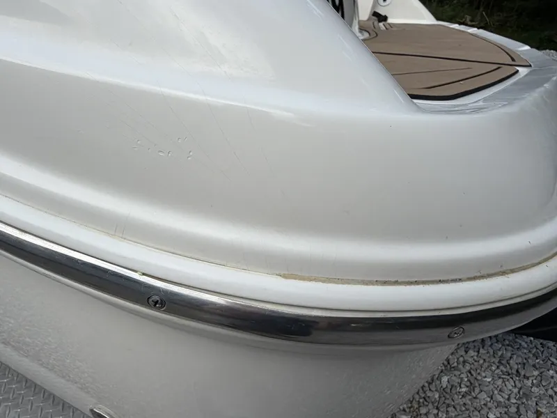 Slide: The Image of Chaparral 230 SSi Bowrider 2002 - 7407057