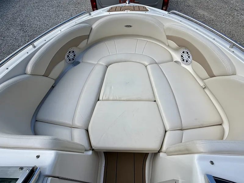 Slide: The Image of Chaparral 230 SSi Bowrider 2002 - 7406879