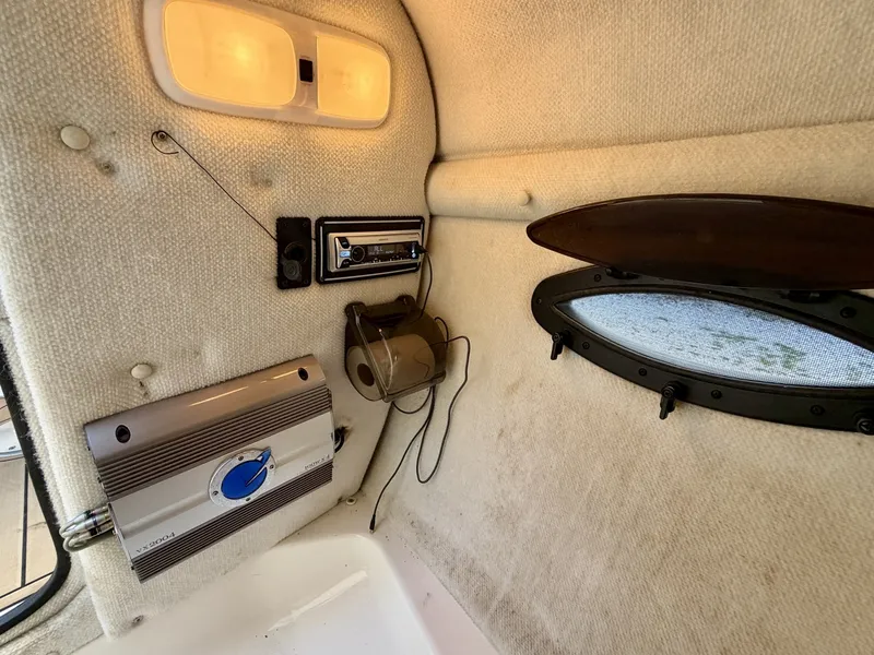 Slide: The Image of Chaparral 230 SSi Bowrider 2002 - 7406864