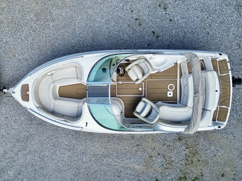 Slide: The Image of Chaparral 230 SSi Bowrider 2002 - 7406736
