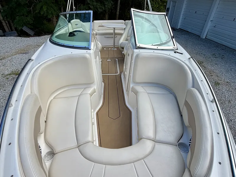 Slide: The Image of Chaparral 230 SSi Bowrider 2002 - 7406888