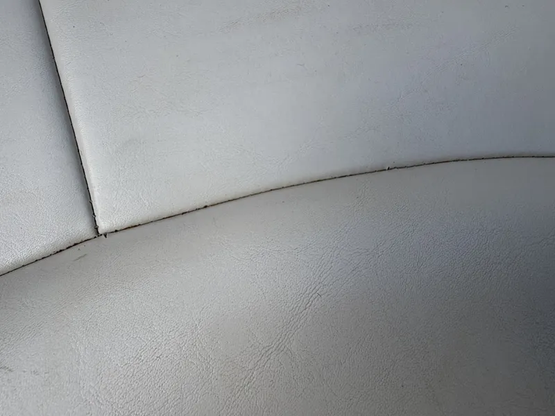 Slide: The Image of Chaparral 230 SSi Bowrider 2002 - 7406937