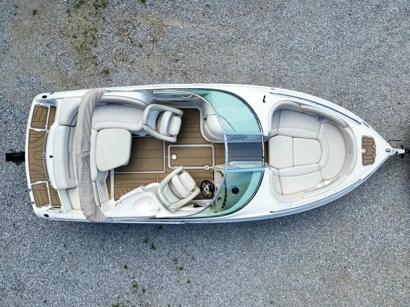Slide: The Image of Chaparral 230 SSi Bowrider 2002 - 7406738