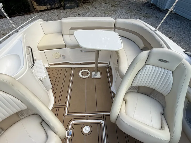 Slide: The Image of Chaparral 230 SSi Bowrider 2002 - 7406894