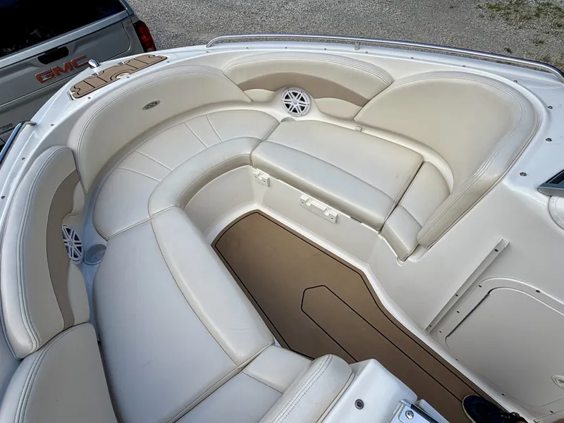 Slide: The Image of Chaparral 230 SSi Bowrider 2002 - 7406884