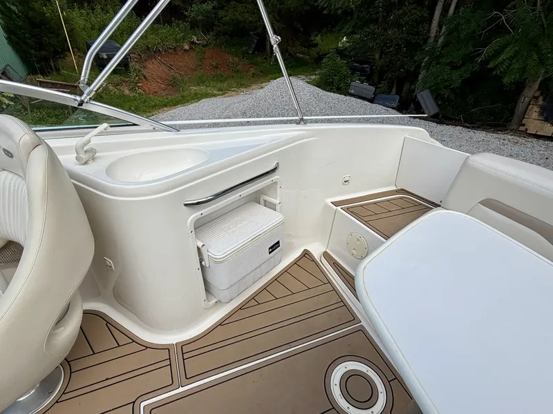 Slide: The Image of Chaparral 230 SSi Bowrider 2002 - 7406805