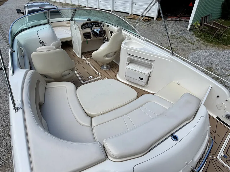 Slide: The Image of Chaparral 230 SSi Bowrider 2002 - 7406790