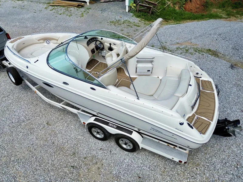 Slide: The Image of Chaparral 230 SSi Bowrider 2002 - 7406752