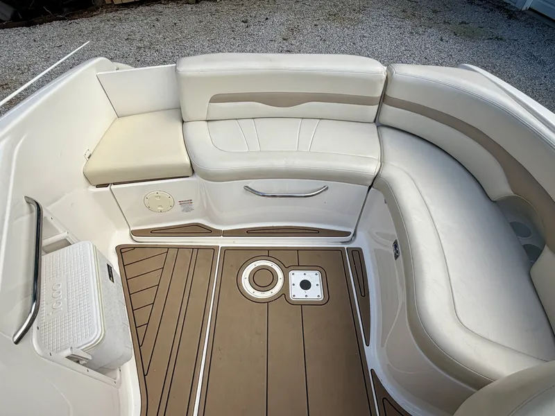 Slide: The Image of Chaparral 230 SSi Bowrider 2002 - 7406902