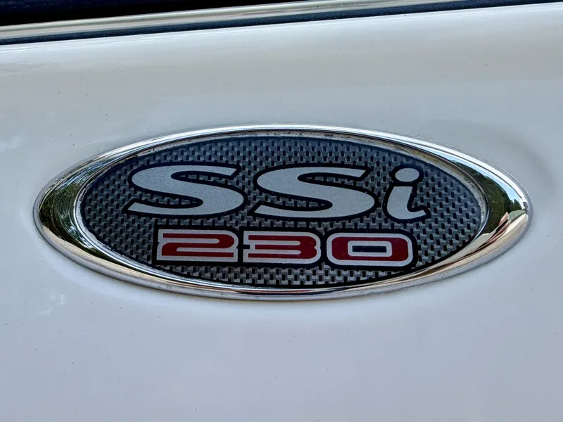 Slide: The Image of Chaparral 230 SSi Bowrider 2002 - 7407064