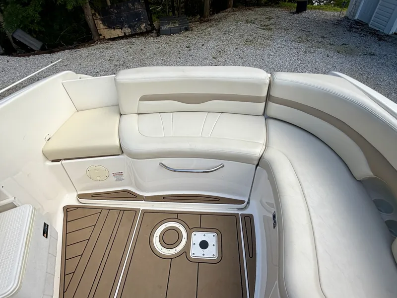 Slide: The Image of Chaparral 230 SSi Bowrider 2002 - 7406906