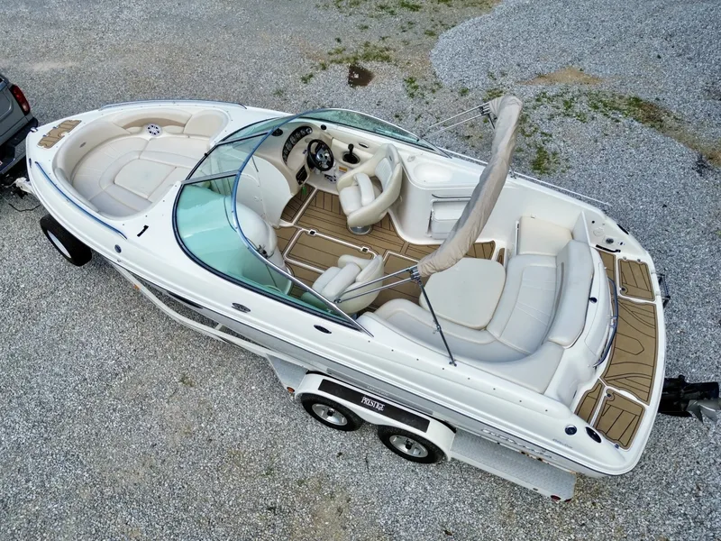 Slide: The Image of Chaparral 230 SSi Bowrider 2002 - 7406750