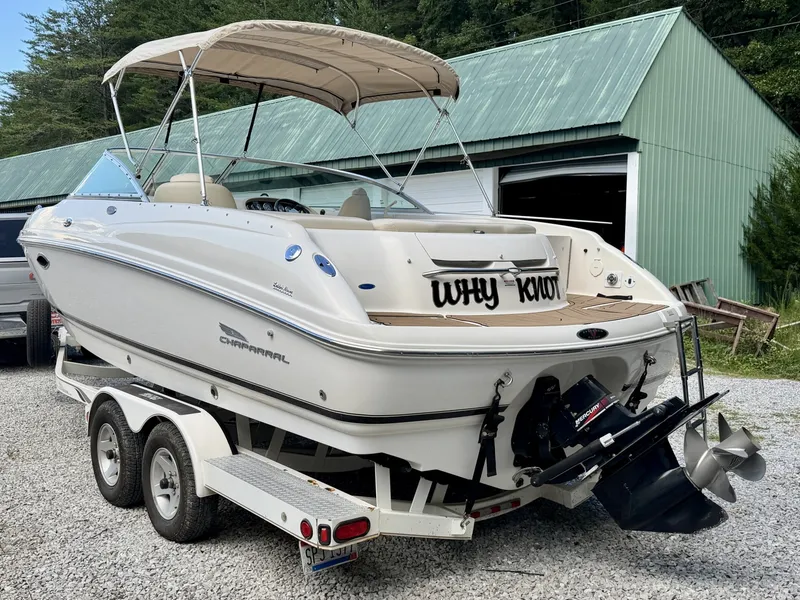 Slide: The Image of Chaparral 230 SSi Bowrider 2002 - 7406756