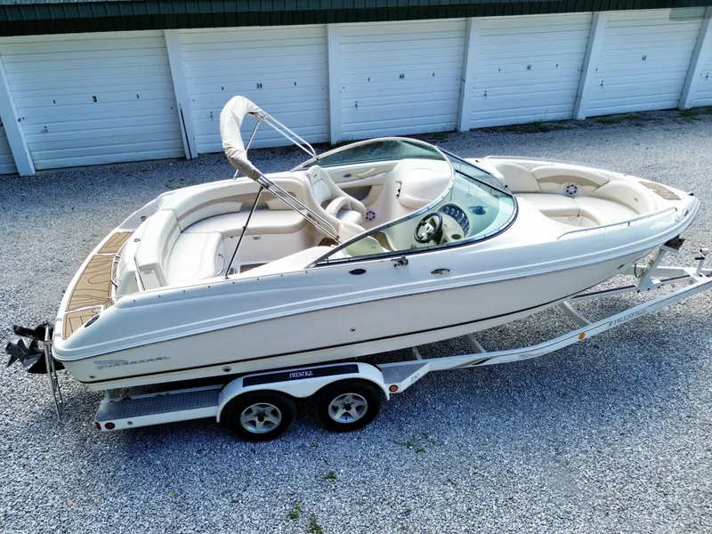 Slide: The Image of Chaparral 230 SSi Bowrider 2002 - 7406731