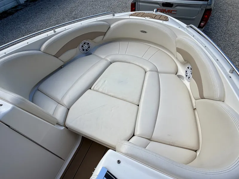 Slide: The Image of Chaparral 230 SSi Bowrider 2002 - 7406881