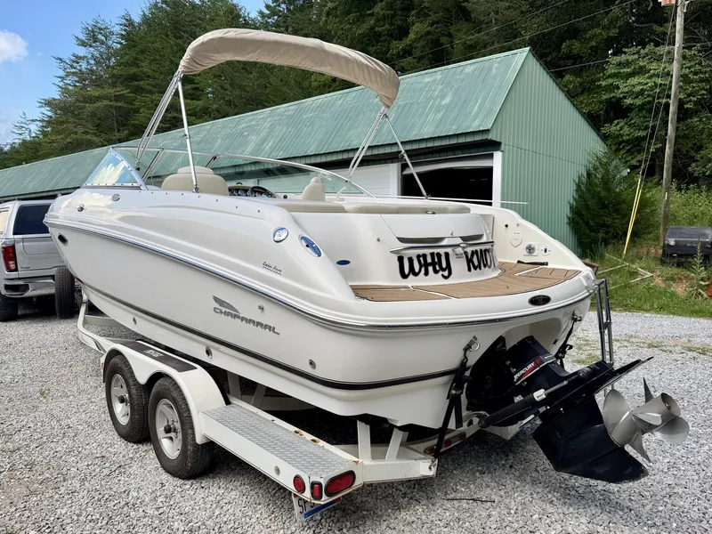 Slide: The Image of Chaparral 230 SSi Bowrider 2002 - 7406779