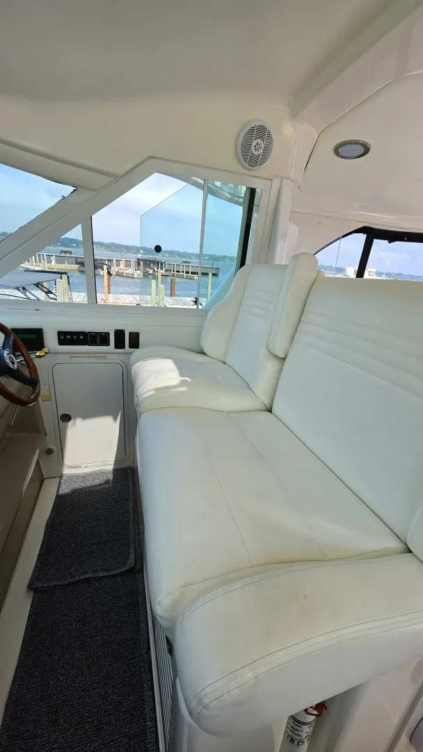 Slide: The Image of Sea Ray 480 Motor Yacht 2004 - 7406763