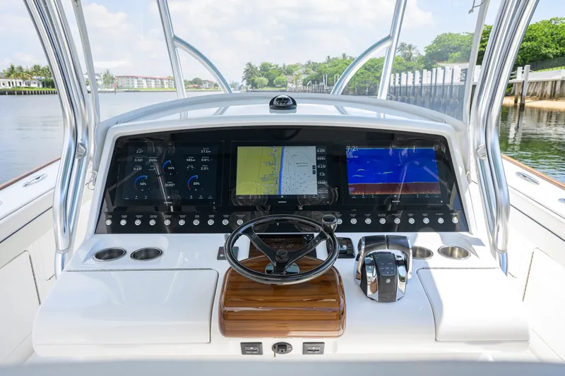 Slide: The Image of Valhalla Boatworks 41 2020 - 7407132