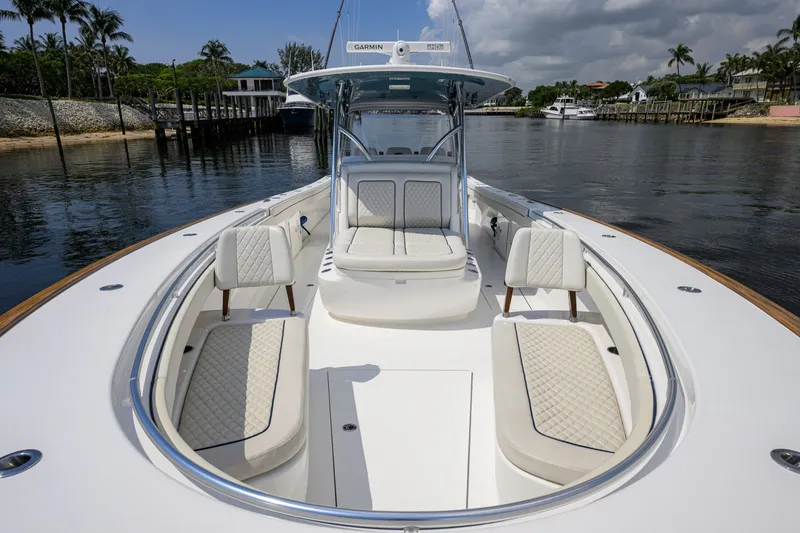 Slide: The Image of Valhalla Boatworks 41 2020 - 7407133