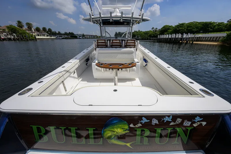 Slide: The Image of Valhalla Boatworks 41 2020 - 7407135