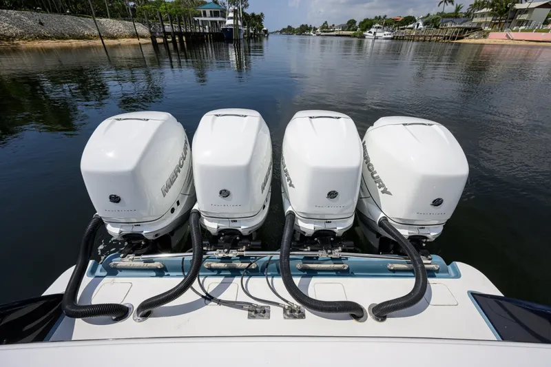 Slide: The Image of Valhalla Boatworks 41 2020 - 7407141