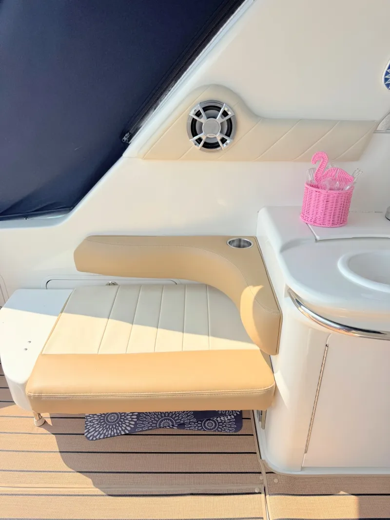 Slide: The Image of Sea Ray 370 Sundancer 1999 - 7407311