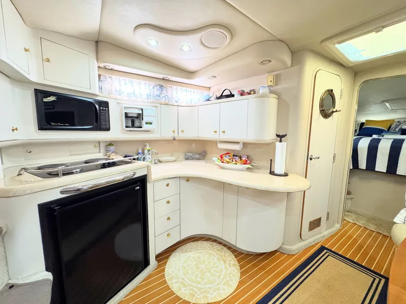 Slide: The Image of Sea Ray 370 Sundancer 1999 - 7407264