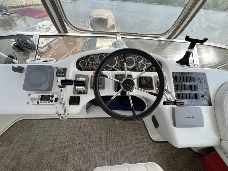Slide: The Image of Sea Ray 370 AC 1999 - 7407417
