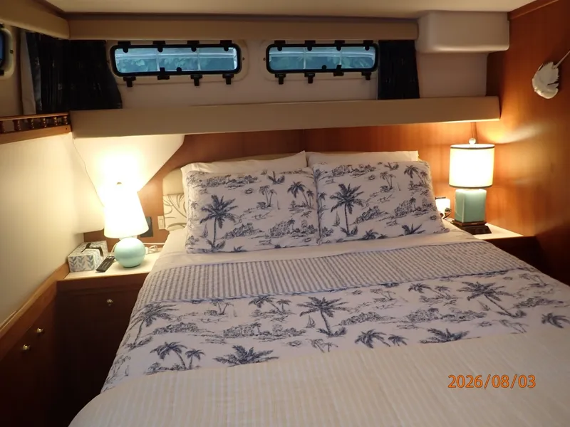 Slide: The Image of 43' Mainship master stateroom port - 7407562