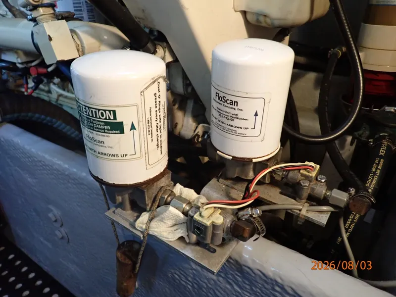 Slide: The Image of 43' Mainship port Floscan fuel system - 7407566