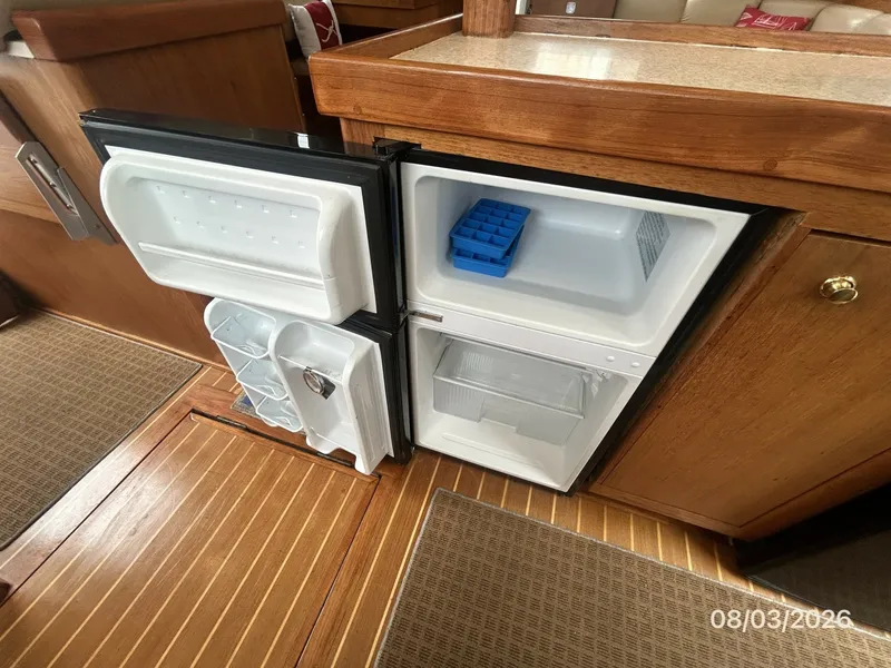 Slide: The Image of 43' Mainship galley refrigeration2 - 7407543