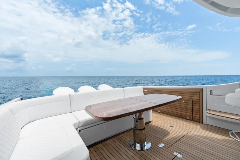 Slide: The Image of Eclipse 50 - STINGRAY GRAY - Aft 2026 Eclipse 505 Shadow STINGRAY GRAY - 7408861