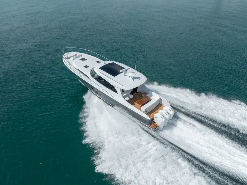 Slide: The Image of Eclipse 50 - STINGRAY GRAY - Exterior Profile 2026 Eclipse 505 Shadow STINGRAY GRAY - 7408856
