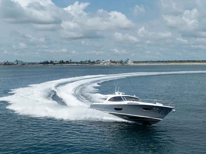 Slide: The Image of Eclipse 50 - STINGRAY GRAY - Exterior Profile 2026 Eclipse 505 Shadow STINGRAY GRAY - 7408849