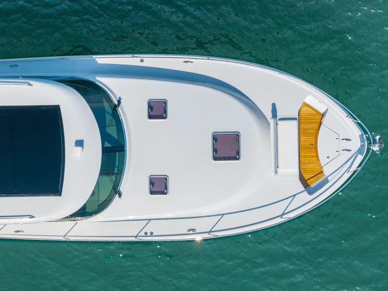 Slide: The Image of Eclipse 50 - STINGRAY GRAY - Aerial Bow 2026 Eclipse 505 Shadow STINGRAY GRAY - 7408821