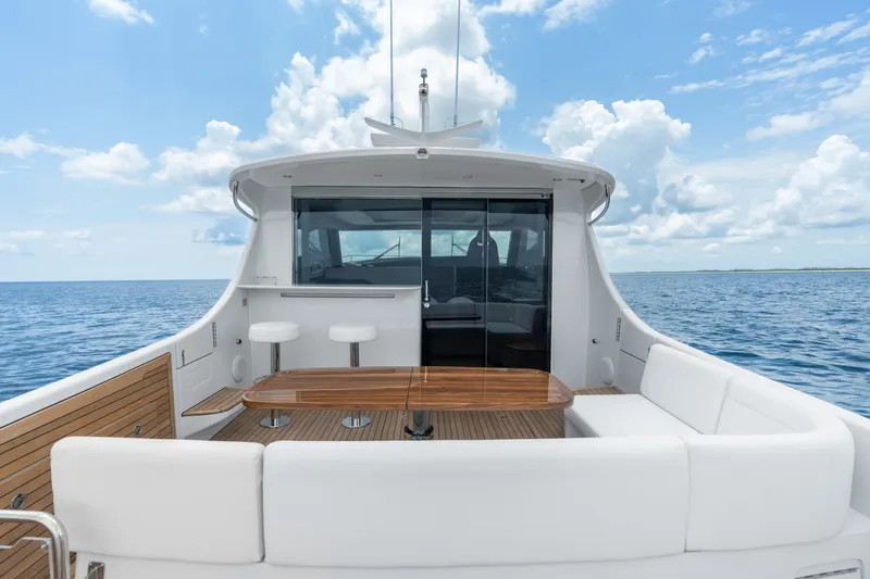 Slide: The Image of Eclipse 50 - STINGRAY GRAY - Aft 2026 Eclipse 505 Shadow STINGRAY GRAY - 7408860